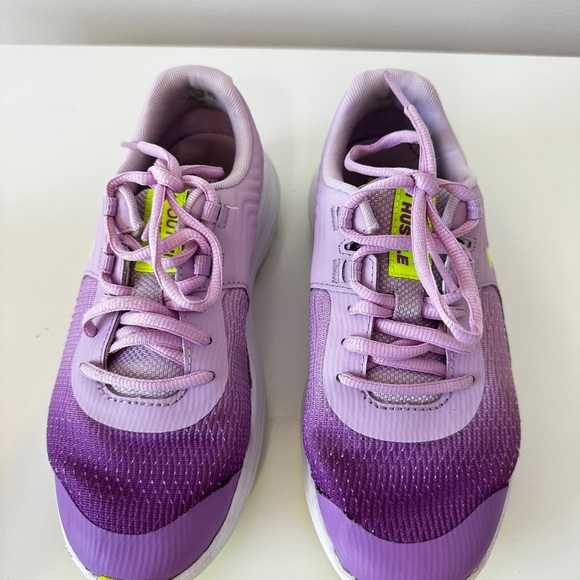 Kids Under Armour Purple running shoes - size 4Y - Picture 4 of 10